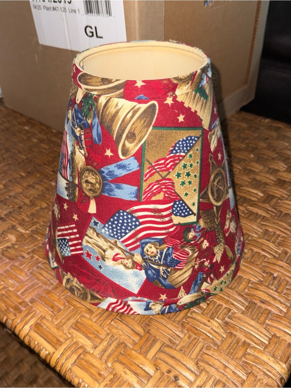 Vintage Patriotic United States lamp shade
